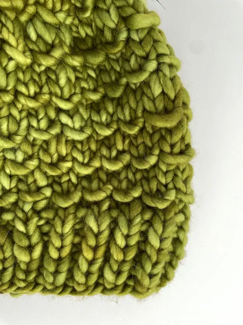 Bamboo Beanie in Lettuce/espresso pom