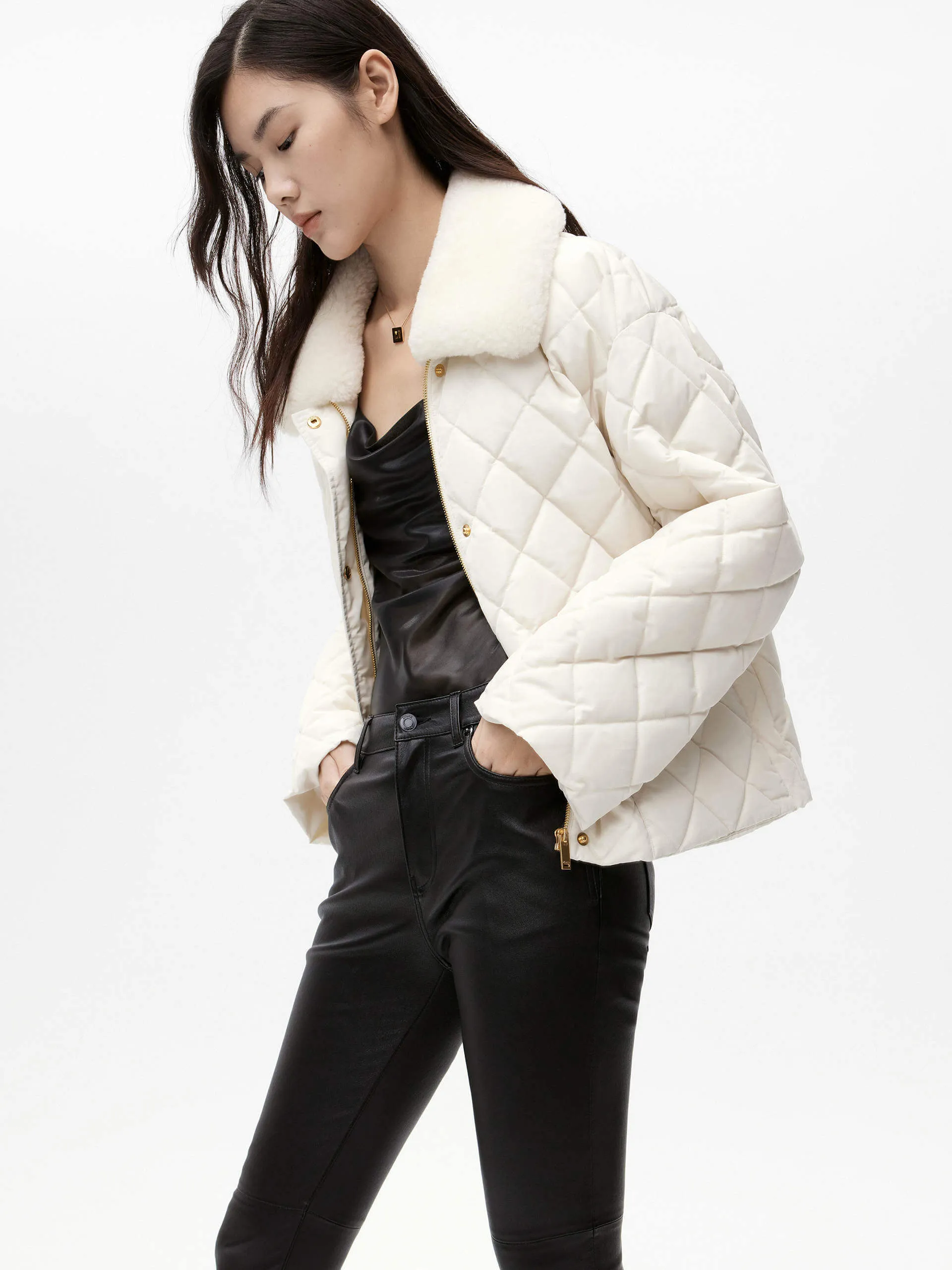 Fuzzy Collar Cropped Down Jacket