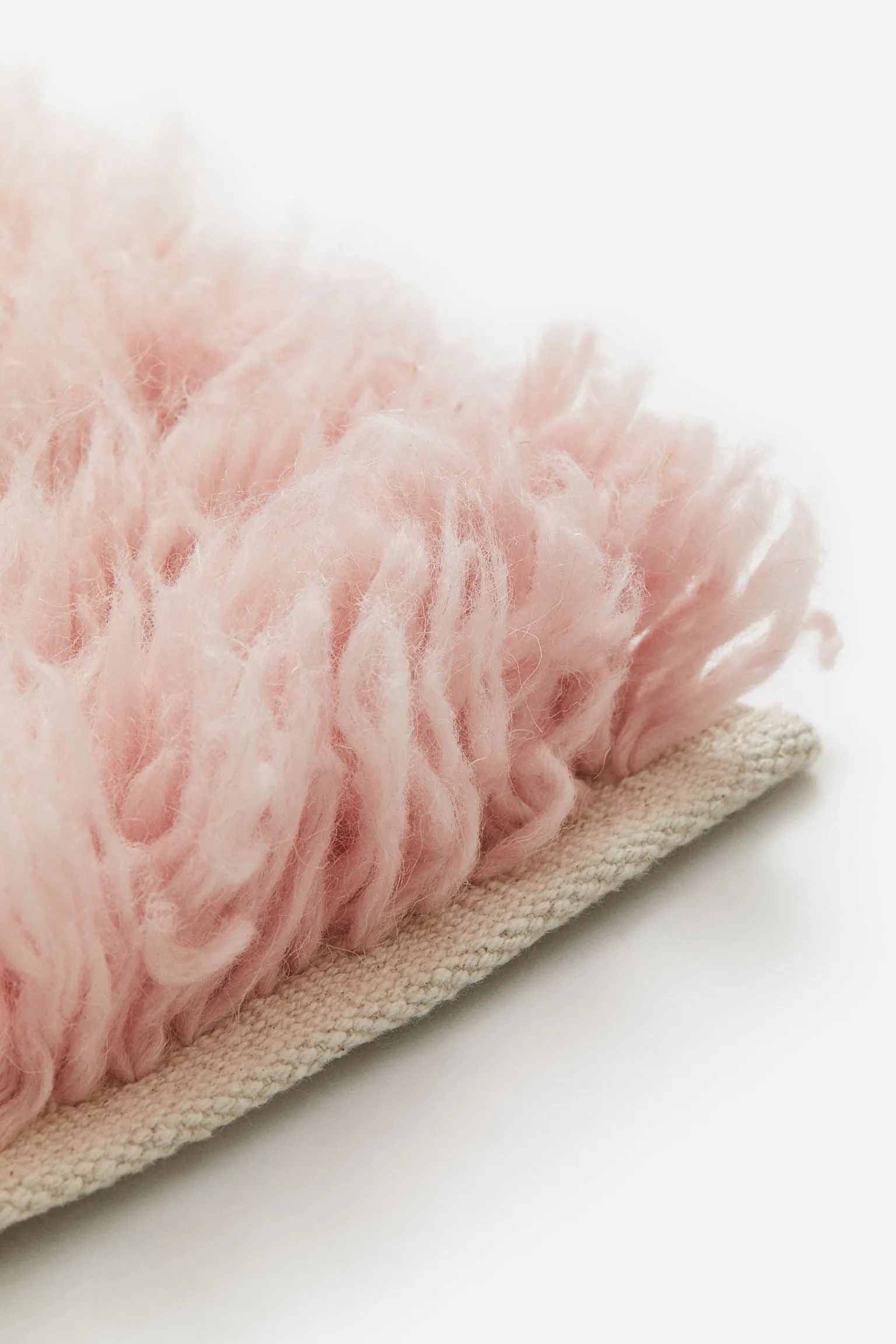 H&M Home Tufted Wool-blend rug, light pink