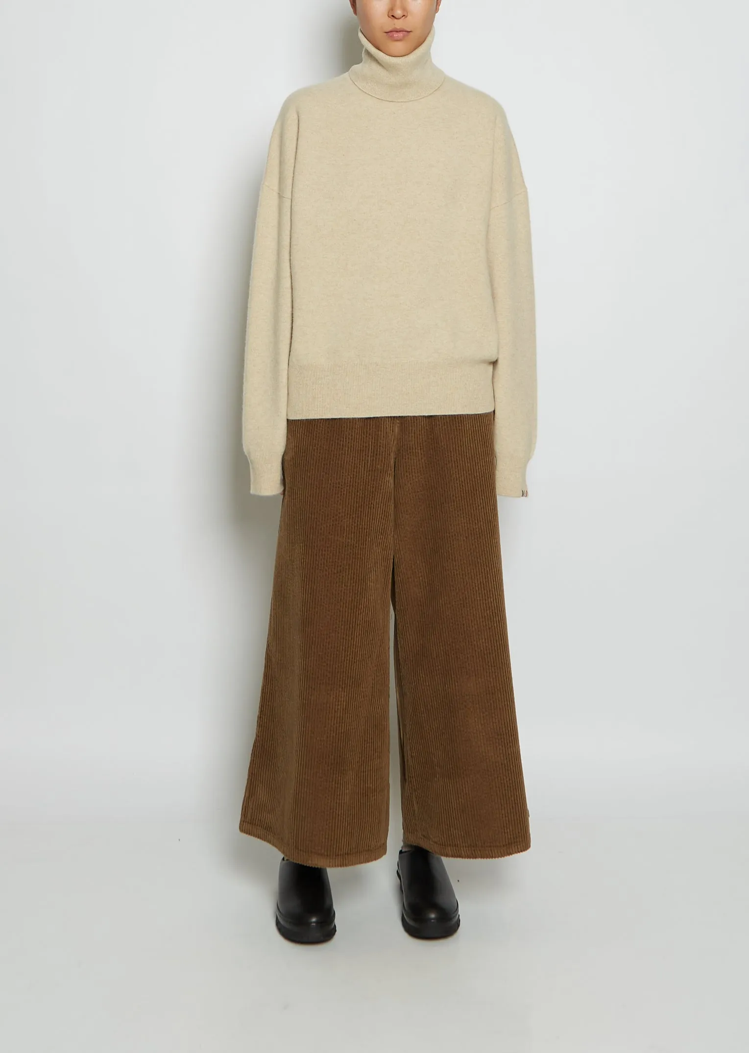 n°204 Jill Cashmere Sweater — Latte