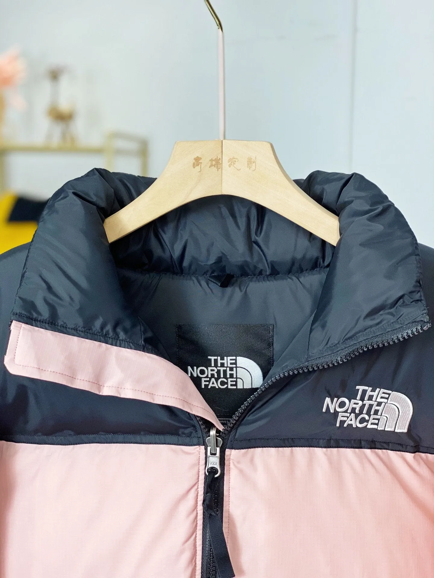 North Face-inspired 1996 Retro Nuptse Pink Black Jacket