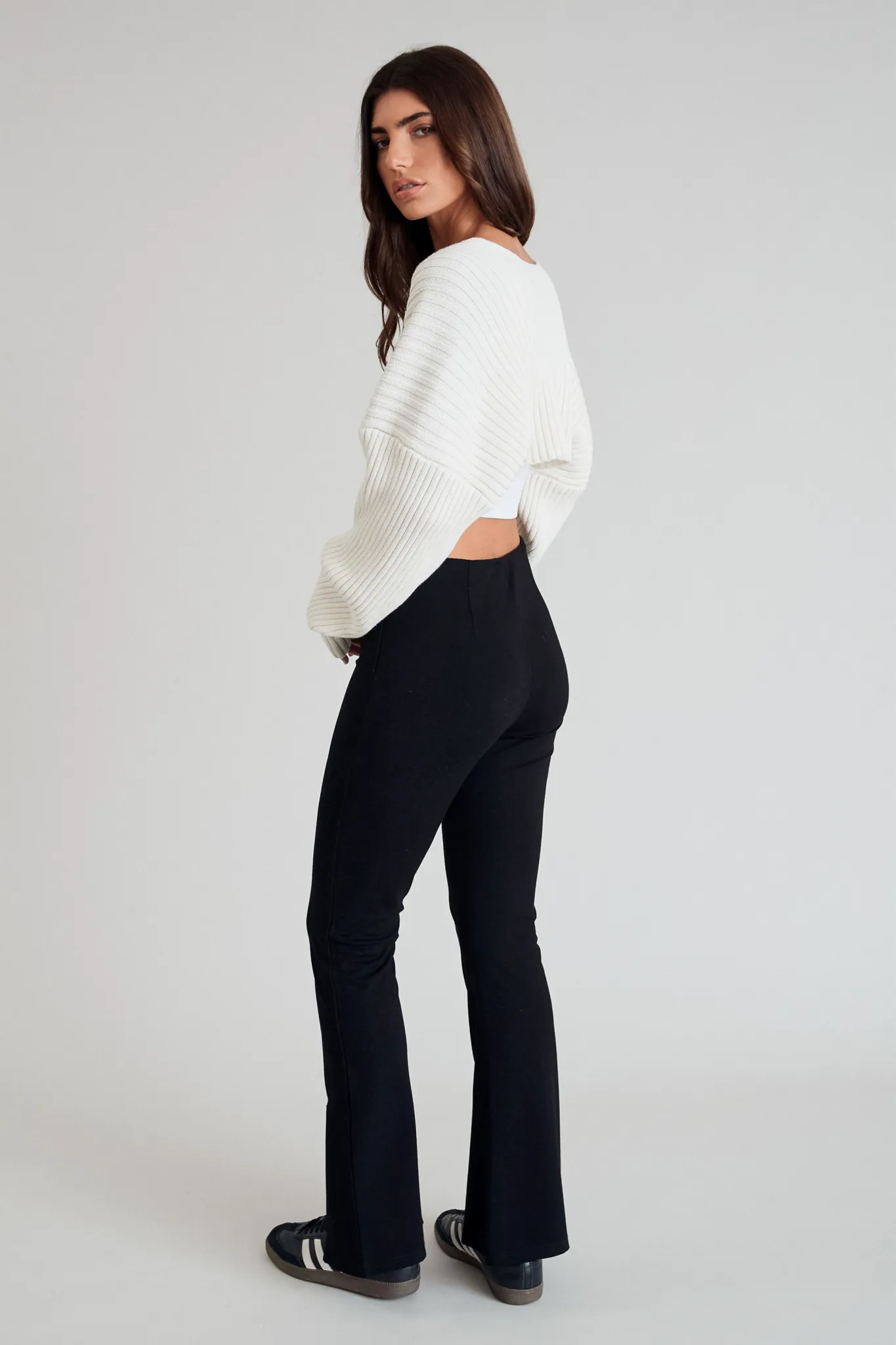 Rib Knit Bolero (White)